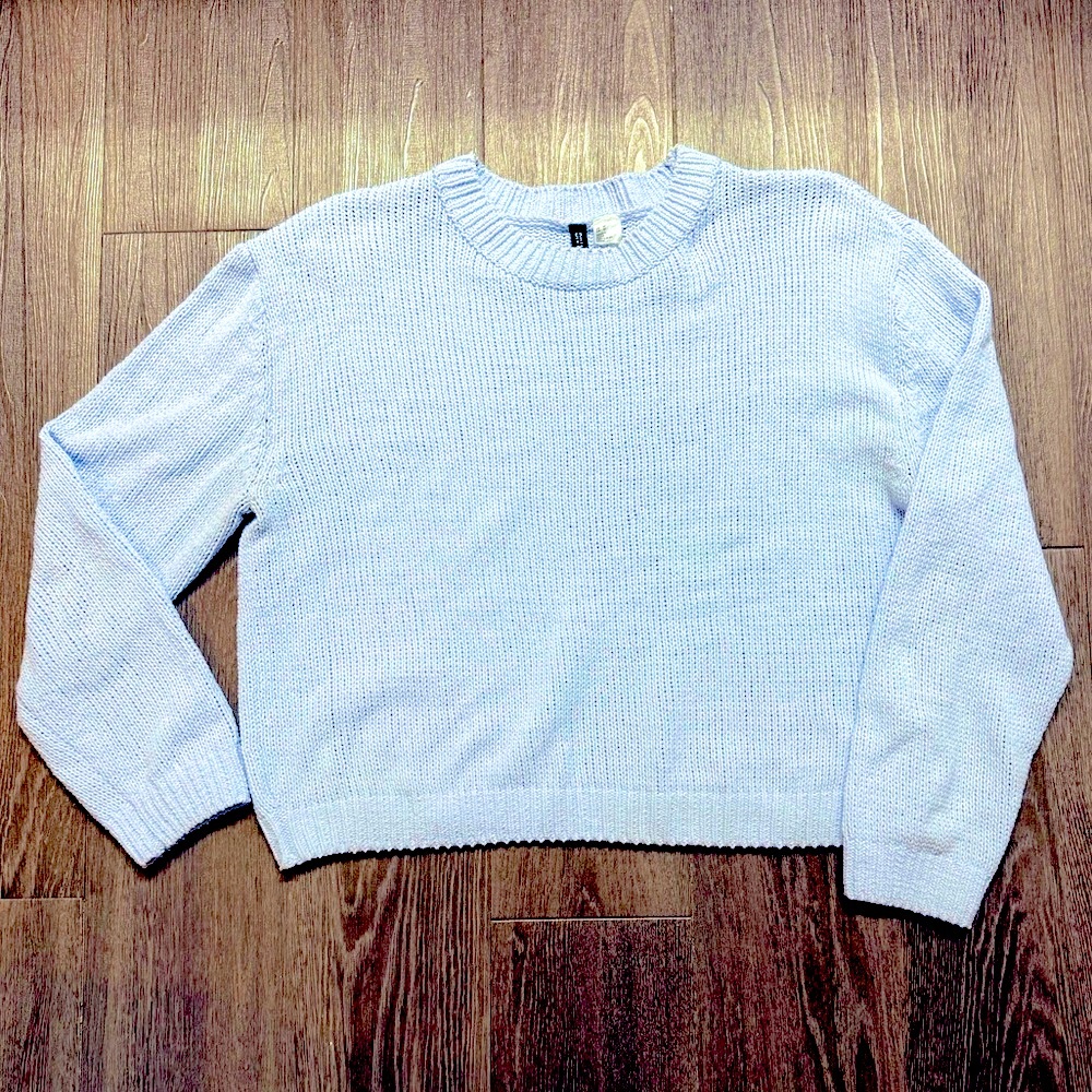 H&M Divided light blue cable nit sweater size M